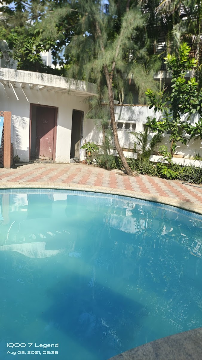 Ulo Cloud 7 Resort — Resort in Neelankarai, Chennai (on-site parking, in-house decoration, bar service available, 3.0★ rated) — photo 3
