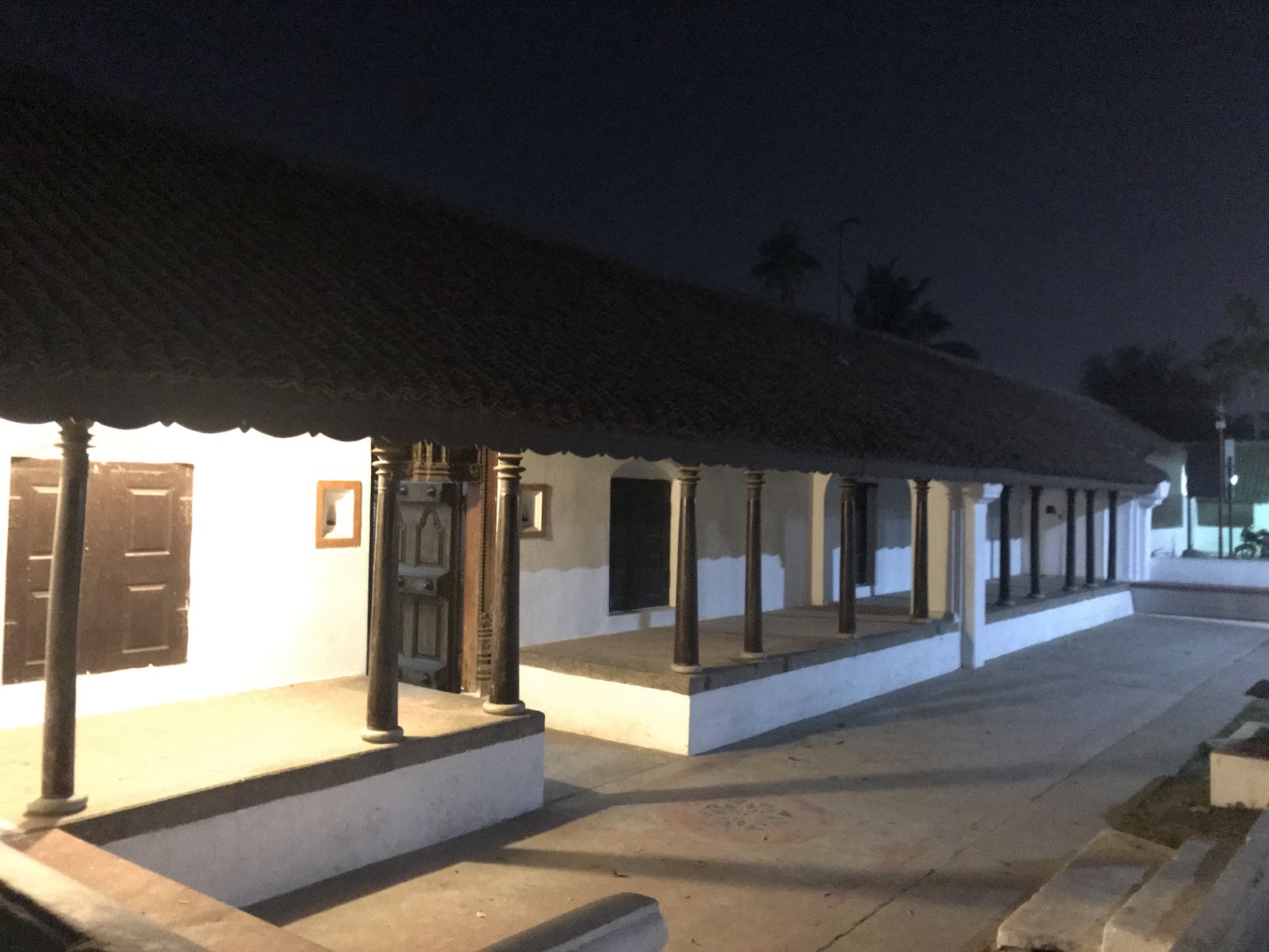 Sarojini Gardens — Banquet Hall in Nazarethpettai, Chennai (on-site parking, in-house decoration, bar service available, 100–150 guest capacity) — photo 3
