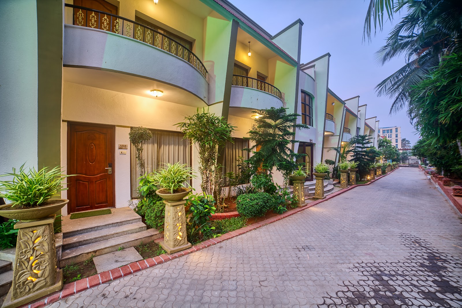 Ilara Hotels and Spa — Banquet Hall in Chennai (on-site parking, in-house decoration, outside catering allowed, bar service available)