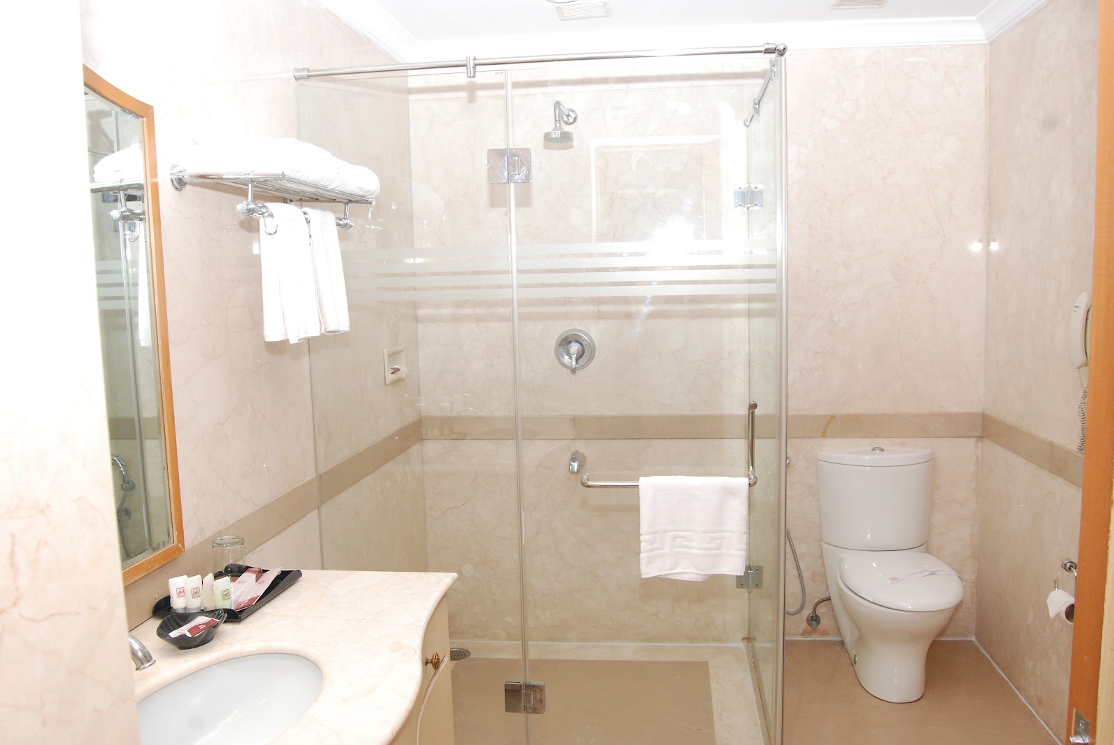 Beverly Hotel — Banquet Hall in Kilpauk, Chennai (on-site parking, in-house decoration, outside catering allowed, bar service available) — photo 4