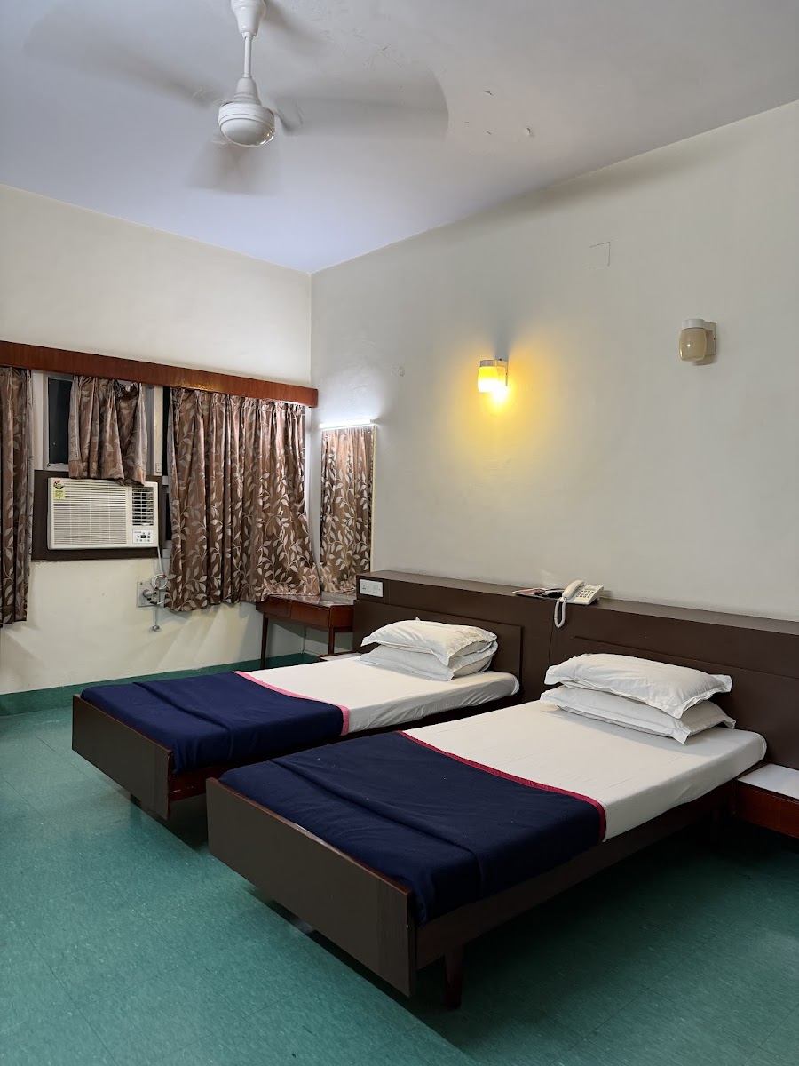 Hotel Palmgrove — Banquet Hall in Nungambakkam, Chennai (on-site parking, in-house decoration, outside catering allowed, bar service available) — photo 4