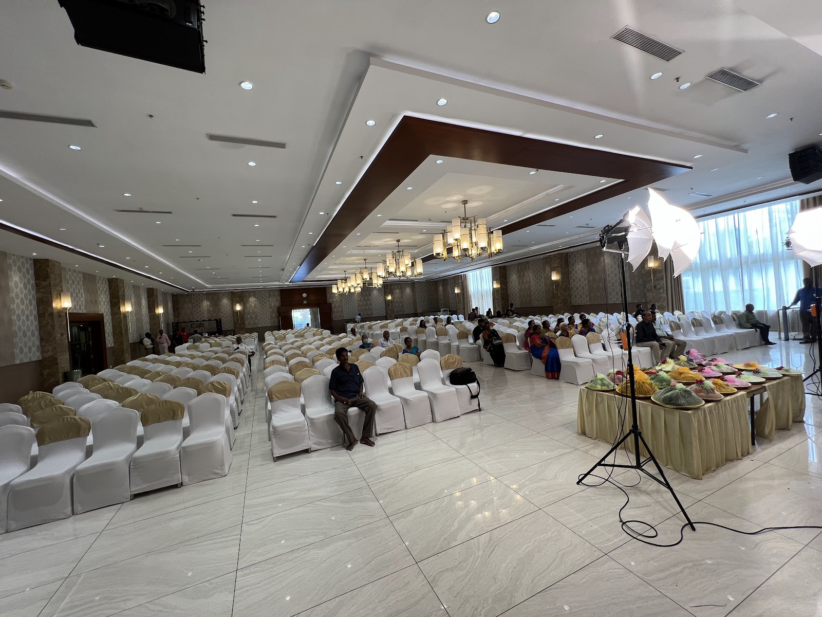 M Weddings & Conventions — Banquet Hall in Vanagaram, Chennai (on-site parking, in-house decoration, DJ permitted, bar service available) — photo 3
