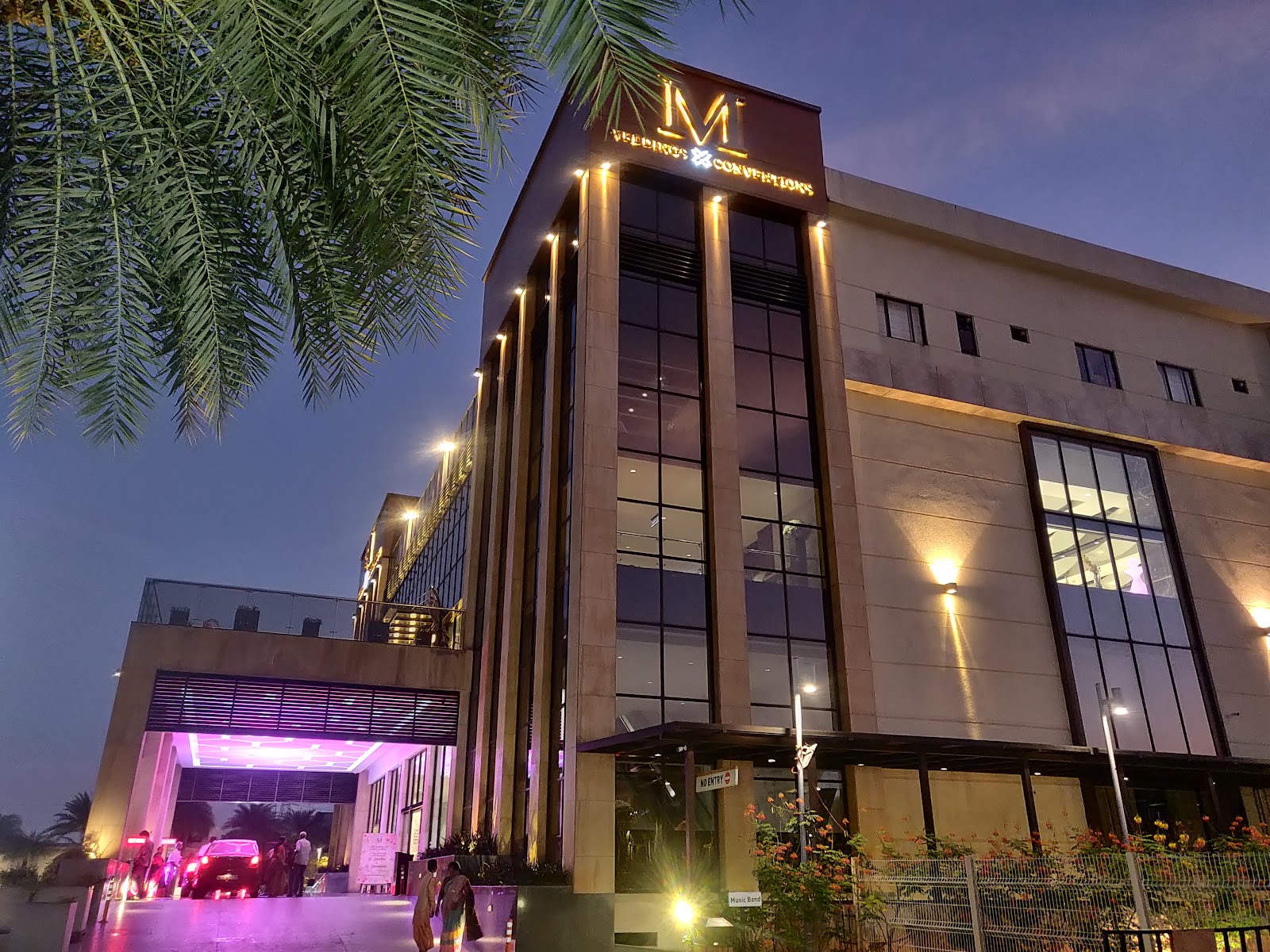 M Weddings & Conventions — Banquet Hall in Vanagaram, Chennai (on-site parking, in-house decoration, DJ permitted, bar service available) — photo 4