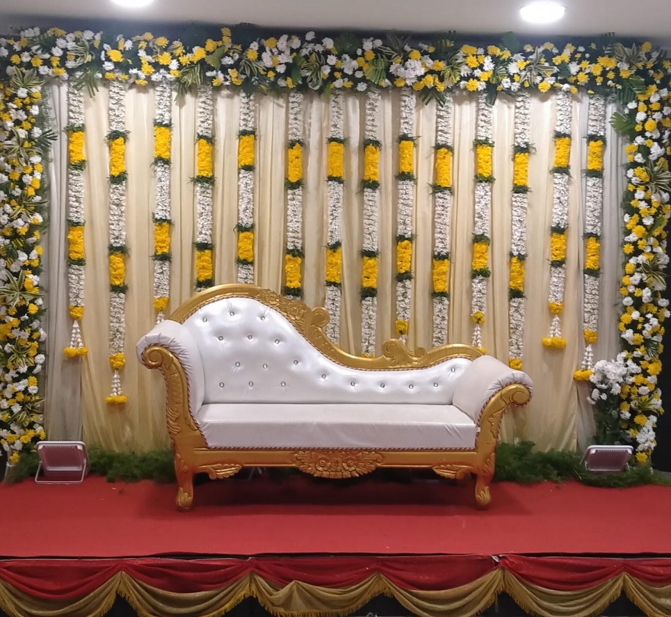 TJ Mini Hall — Banquet Hall in Vadapalani, Chennai (on-site parking, in-house decoration, outside catering allowed, bar service available) — photo 3