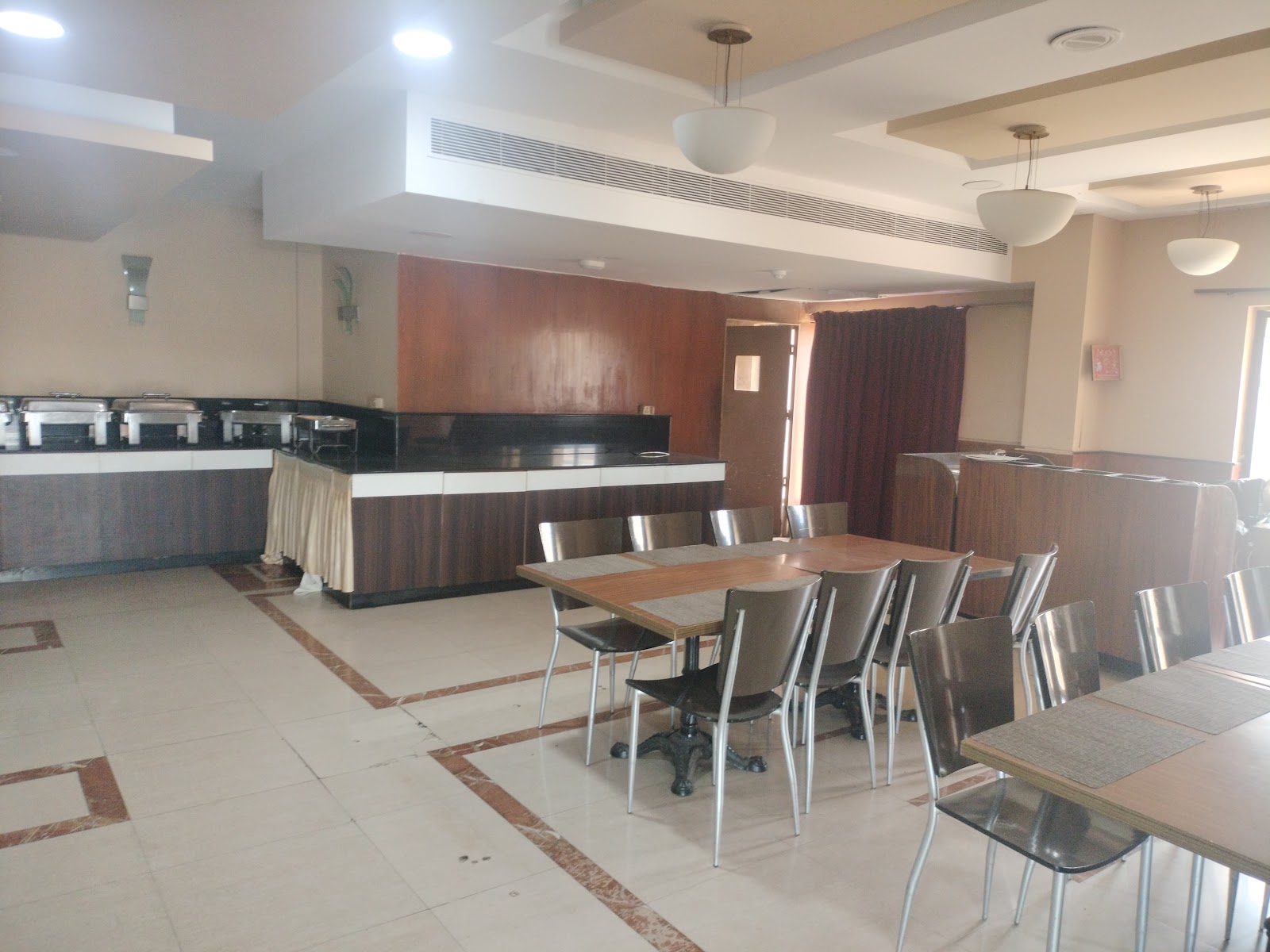 The Hotel Royal Plaza — Banquet Hall in Koyambedu, Chennai (on-site parking, in-house decoration, outside catering allowed, bar service available) — photo 4