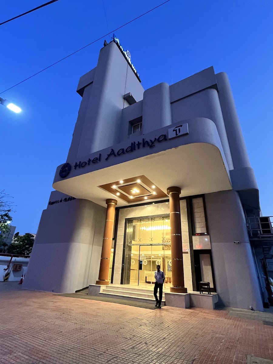 Hotel Aadithya — Banquet Hall in Vadapalani, Chennai (on-site parking, in-house decoration, outside catering allowed, bar service available) — photo 4
