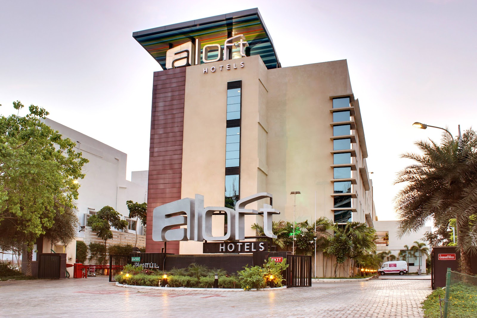 Aloft Chennai OMR IT Expressway — Banquet Hall in Chennai (on-site parking, in-house decoration, outside catering allowed, bar service available)