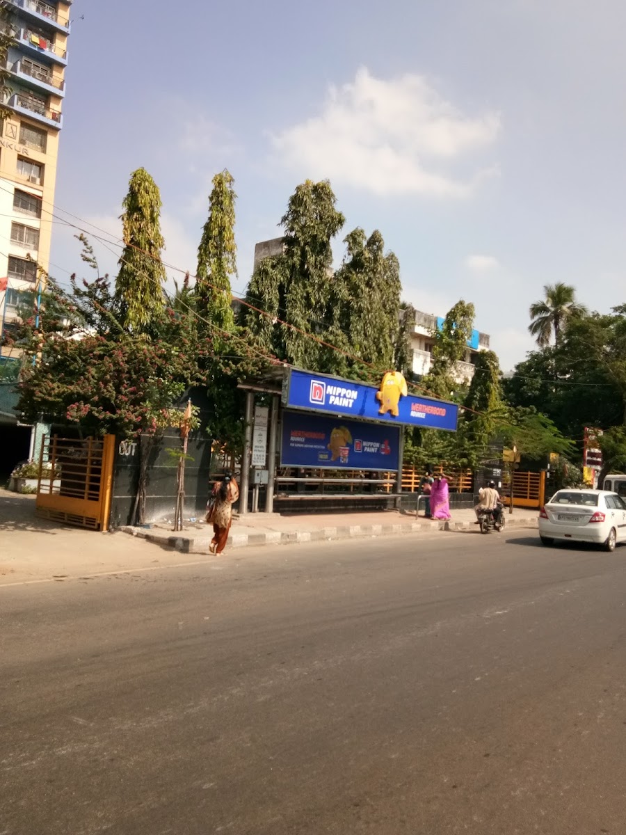 Breeze Hotel — Banquet Hall in Chennai (on-site parking, in-house decoration, outside catering allowed, bar service available)
