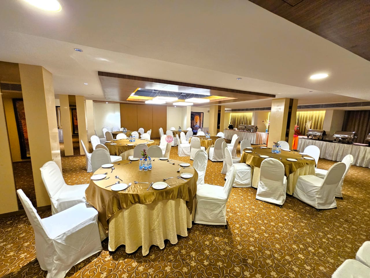 Harrisons Hotel — Banquet Hall in Nungambakkam, Chennai (on-site parking, in-house decoration, outside catering allowed, bar service available) — photo 4