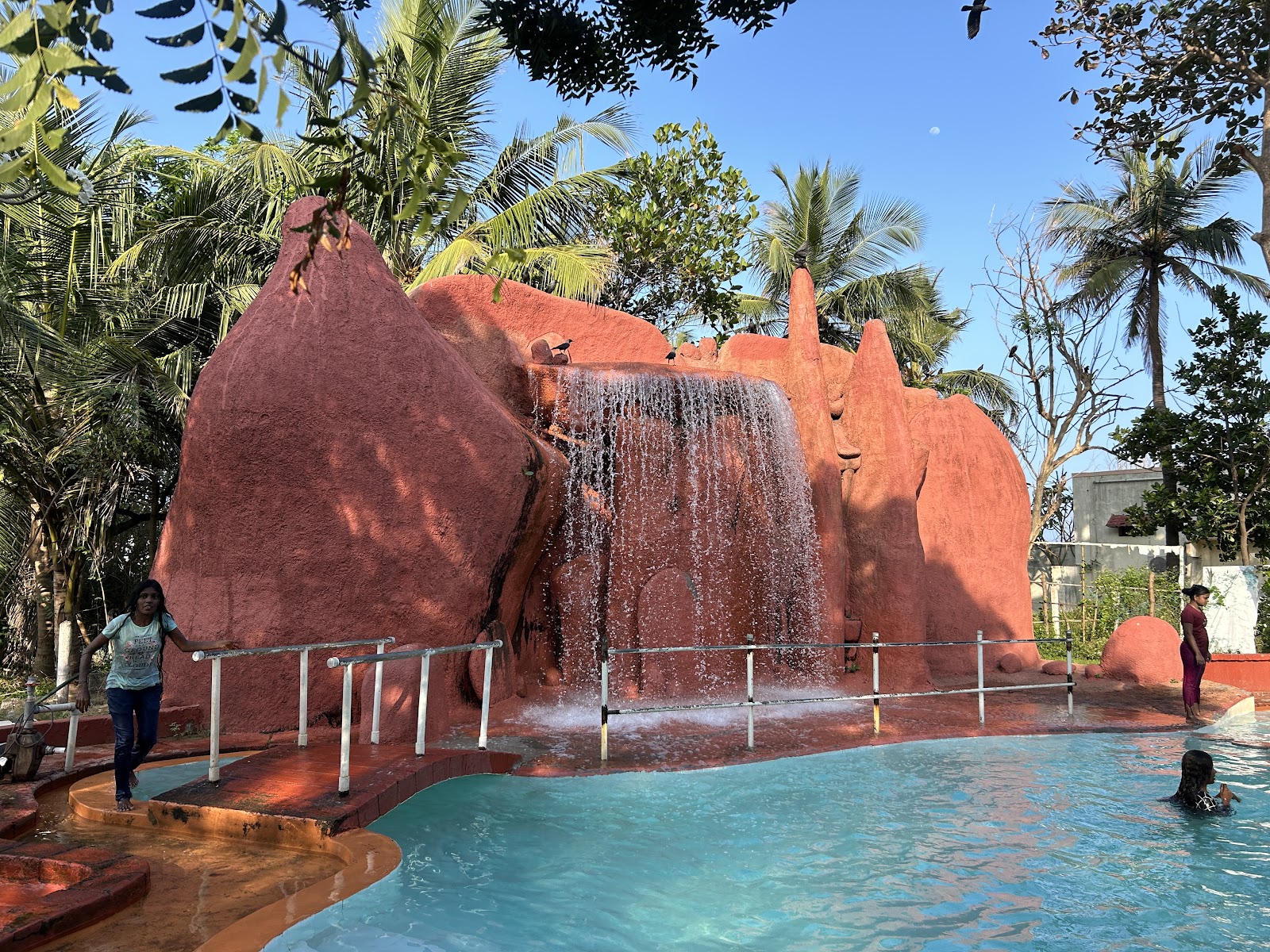 Blue Lagoon Beach Resort — Resort in Neelankarai, Chennai (on-site parking, in-house decoration, outside catering allowed, bar service available) — photo 4