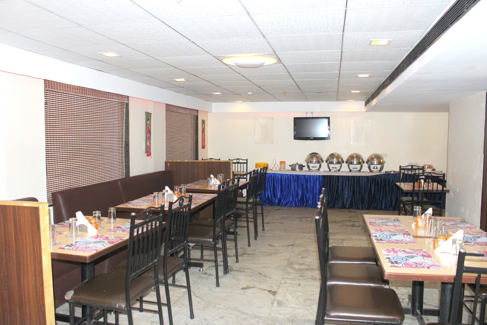 Nayagara Hotel — Banquet Hall in Kodambakkam, Chennai (on-site parking, in-house decoration, outside catering allowed, bar service available) — photo 3