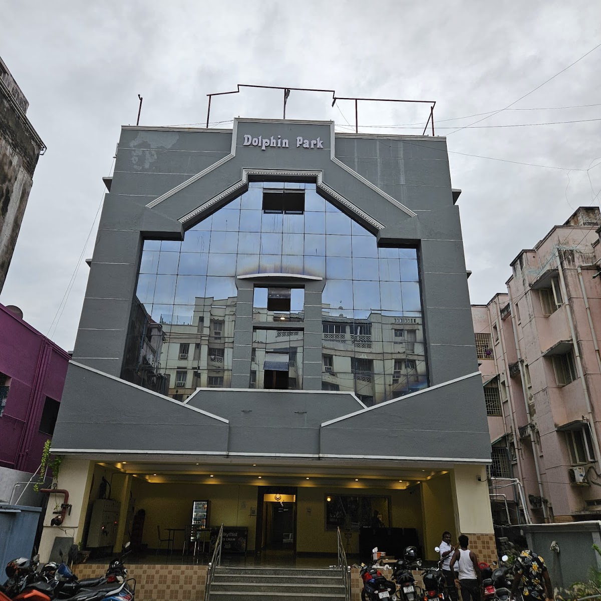 Hotel Dolphin Park — Banquet Hall in Virugambakkam, Chennai (on-site parking, in-house decoration, outside catering allowed, bar service available)