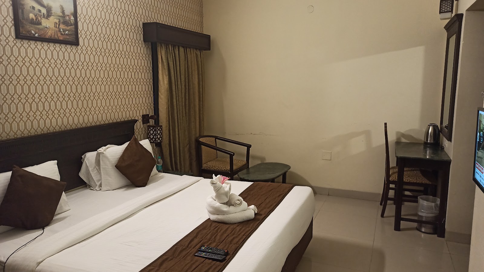 Raj Palace Sundar — Banquet Hall in Raja Annamalai Puram, Chennai (on-site parking, in-house decoration, outside catering allowed, bar service available) — photo 2