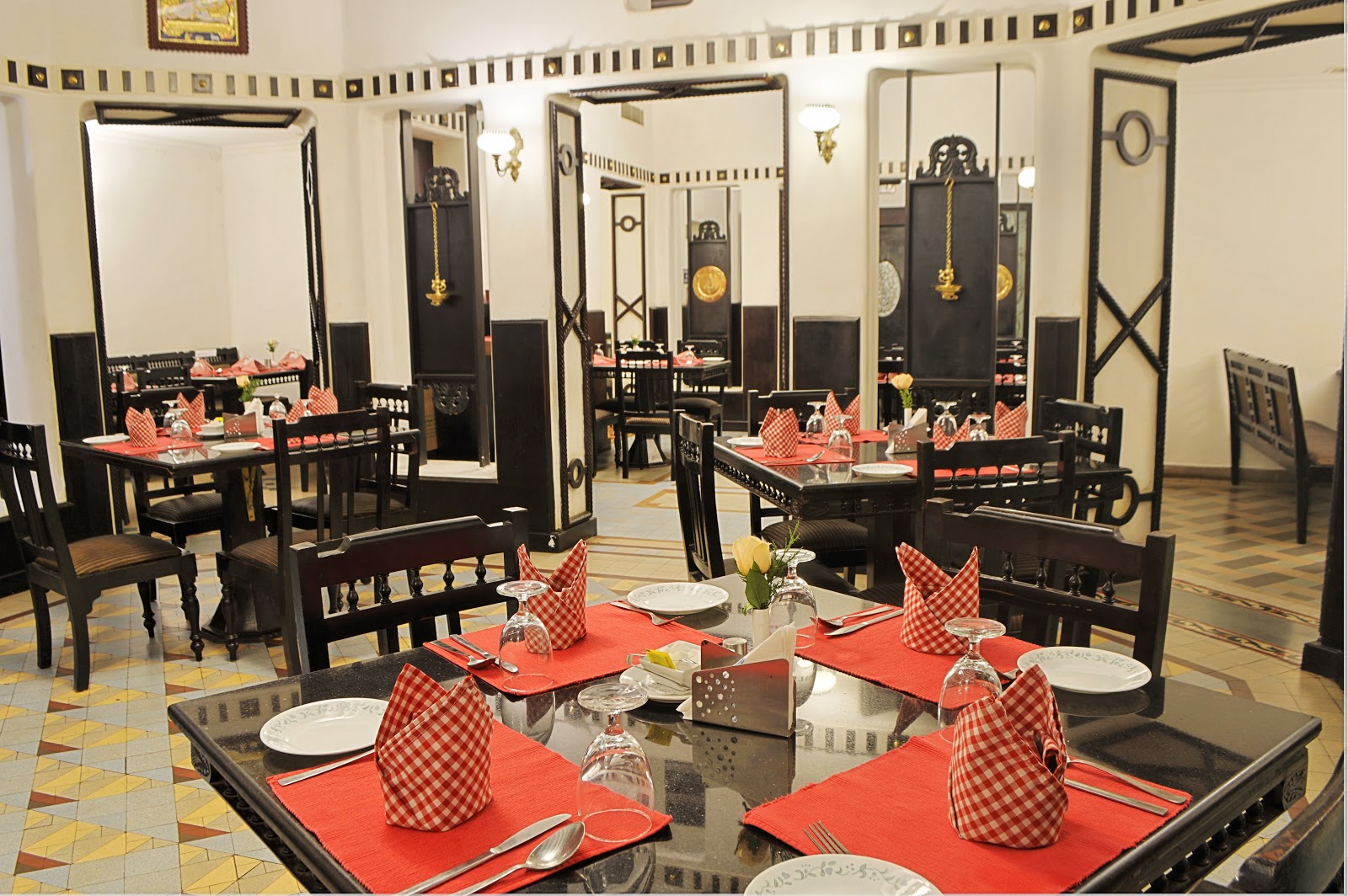 Raj Palace Sundar — Banquet Hall in Raja Annamalai Puram, Chennai (on-site parking, in-house decoration, outside catering allowed, bar service available) — photo 4