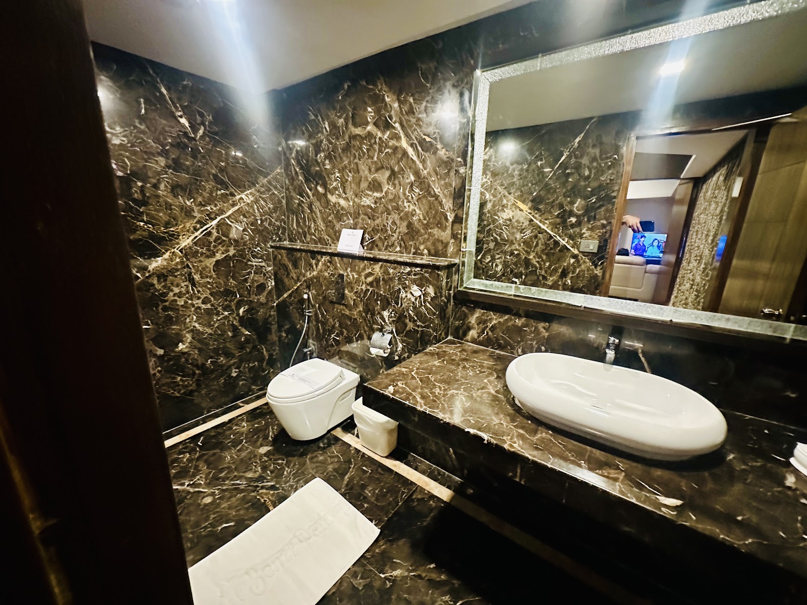Benzz Park — Banquet Hall in T Nagar, Chennai (on-site parking, in-house decoration, outside catering allowed, bar service available) — photo 3