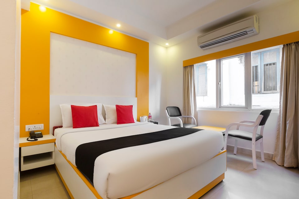 Hotel Priyadarshini Park — Banquet Hall in Triplicane, Chennai (on-site parking, in-house decoration, outside catering allowed, bar service available) — photo 2