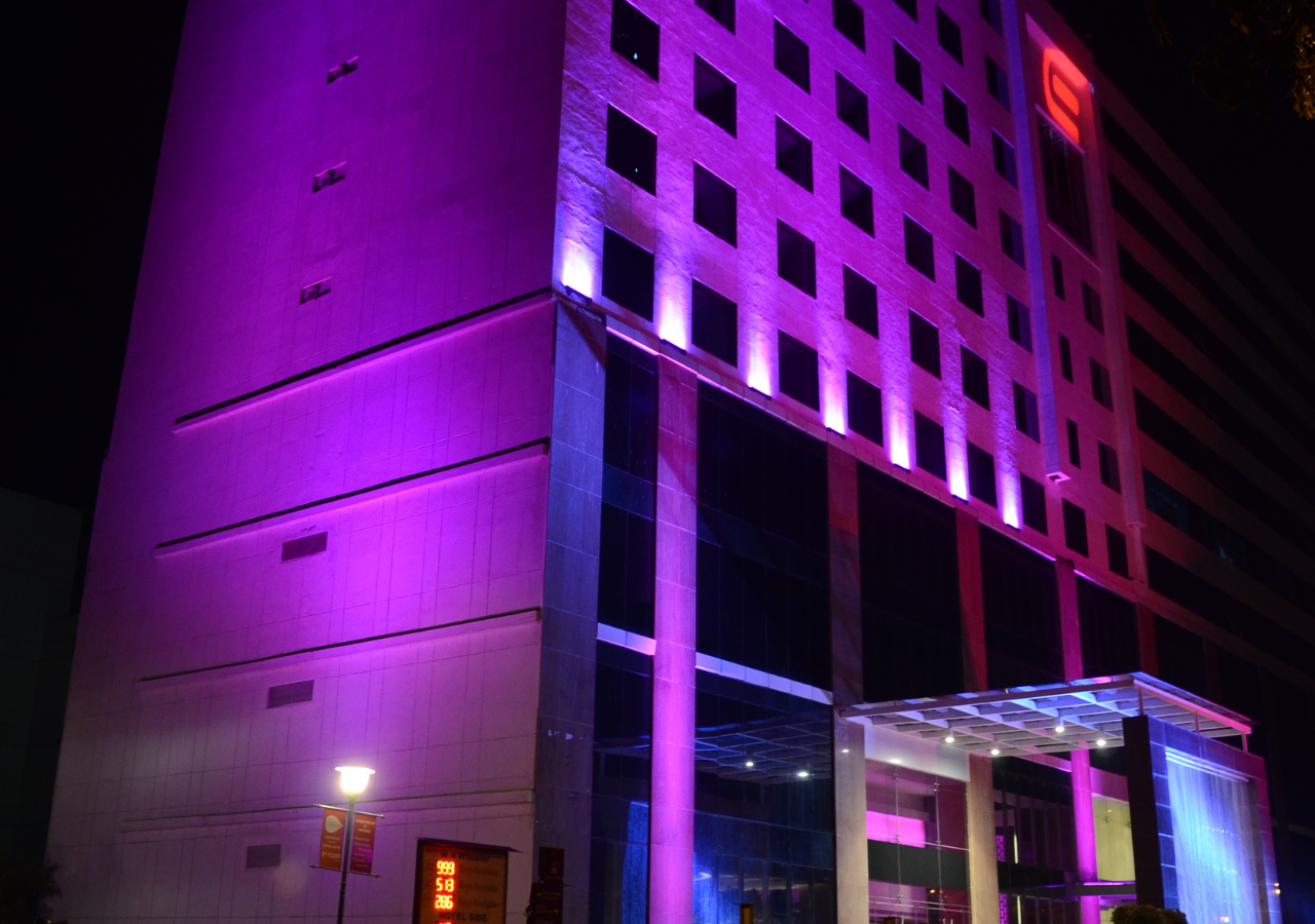 E Hotel — Banquet Hall in Chennai (on-site parking, in-house decoration, outside catering allowed, DJ permitted)