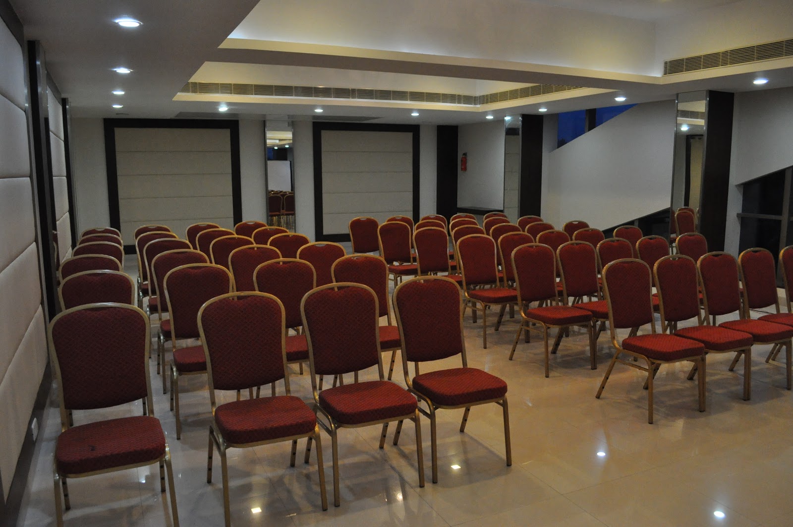 The Country Club Jade Resorts — Banquet Hall in Cheglepet, Chennai (on-site parking, in-house decoration, outside catering allowed, bar service available) — photo 4