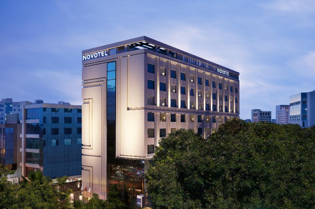 Novotel Chennai Chamiers Road — Banquet Hall in Chennai (on-site parking, in-house decoration, outside catering allowed, DJ permitted)