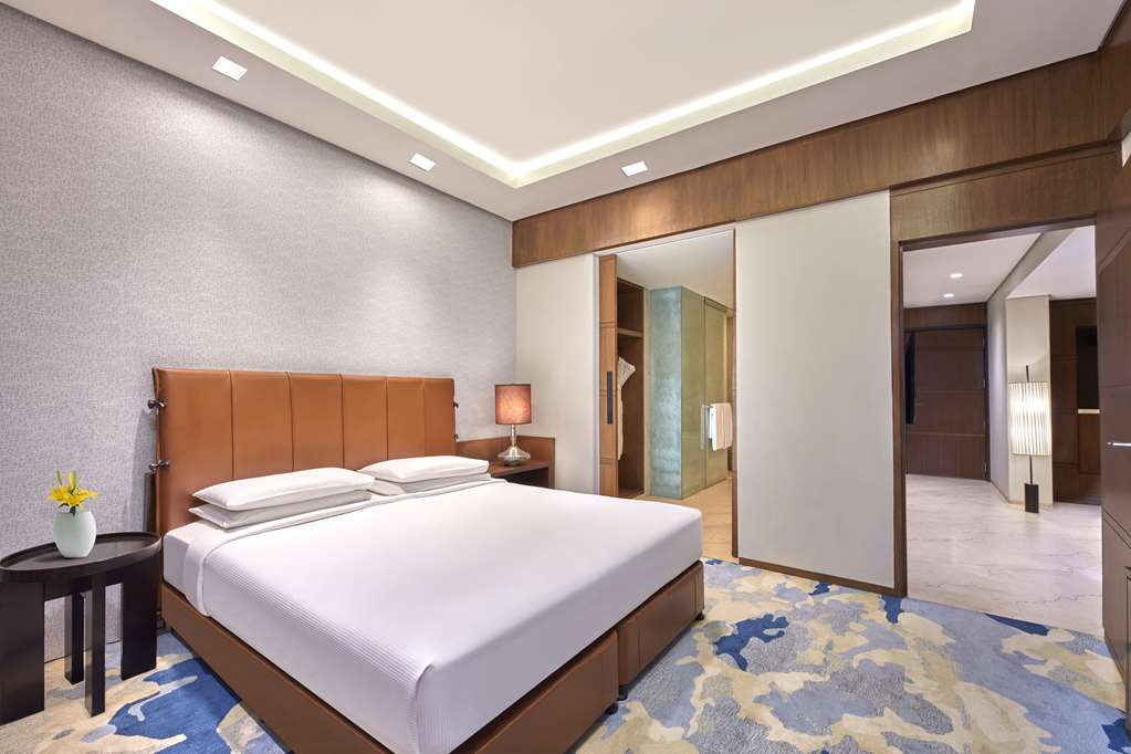 Hyatt Regency — Banquet Hall in Teynampet, Chennai (on-site parking, in-house decoration, outside catering allowed, DJ permitted) — photo 2