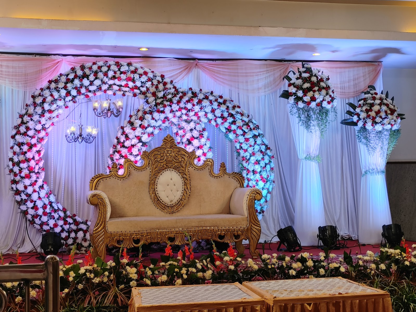 Sri Siddalingeshwara Kalyana Mantapa — Banquet Hall in Bangalore (on-site parking, in-house decoration, DJ permitted, bar service available)