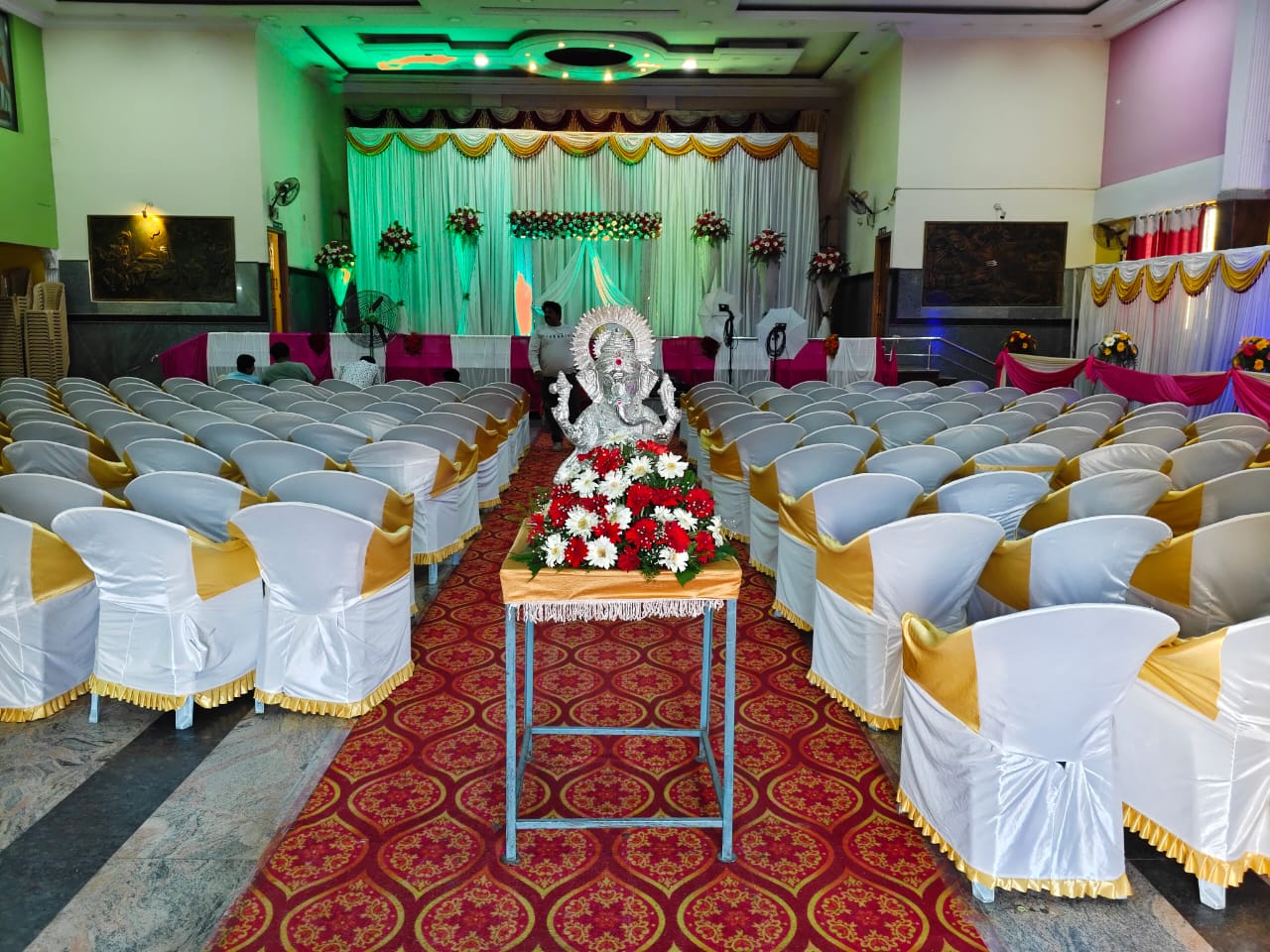 Sri Annapoorneshwari Kalyana Mantapa — Banquet Hall in Bangalore (on-site parking, in-house decoration, DJ permitted, bar service available)