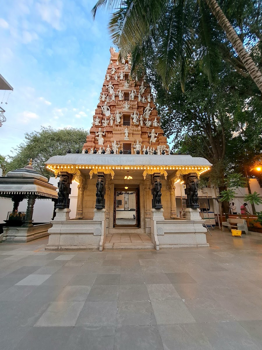 Sree Surya Narayana Swamy Kalyana Mantapa — Banquet Hall in Domlur, Bangalore (on-site parking, in-house decoration, DJ permitted, bar service available) — photo 2