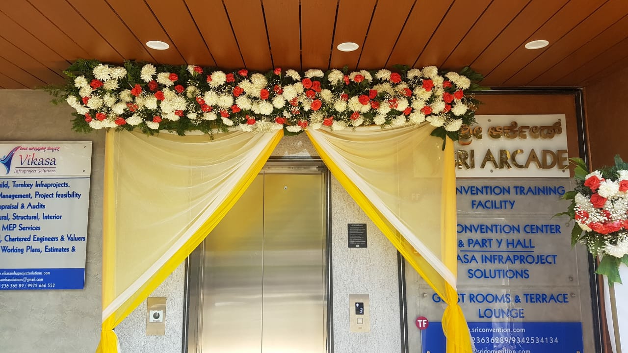 Sri Convention Center & Party Hall — Banquet Hall in Hebbal, Bangalore (on-site parking, in-house decoration, DJ permitted, bar service available) — photo 3