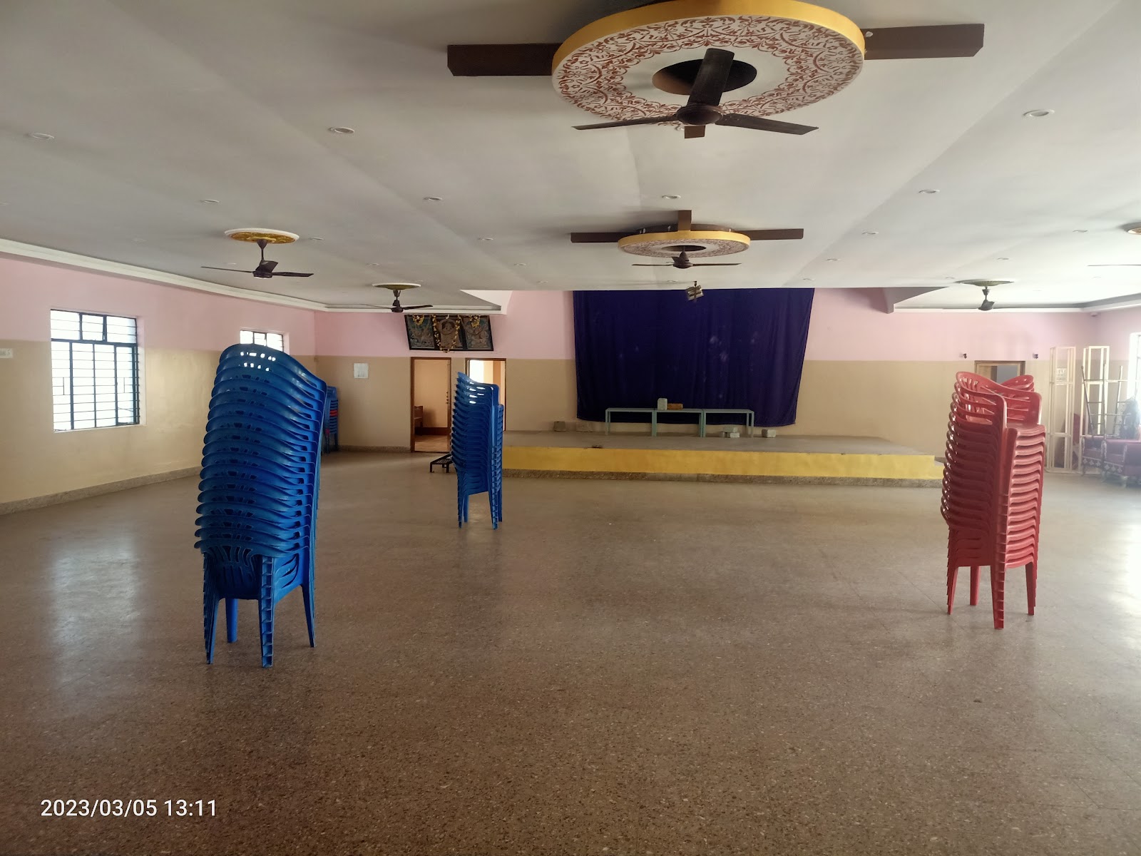 Shree Lakshmi Vallabha Kalyana Mantapa — Banquet Hall in Konanakunte, Bangalore (on-site parking, in-house decoration, DJ permitted, bar service available) — photo 3