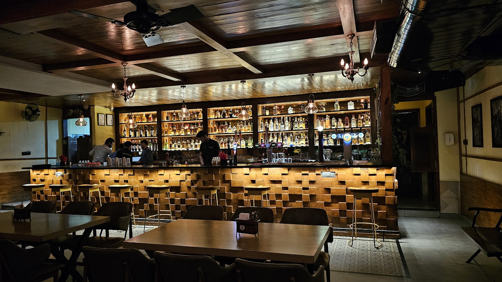 CHAPTER ONE Bar — Pub/Bar in Bangalore (on-site parking, in-house decoration, DJ permitted, bar service available)