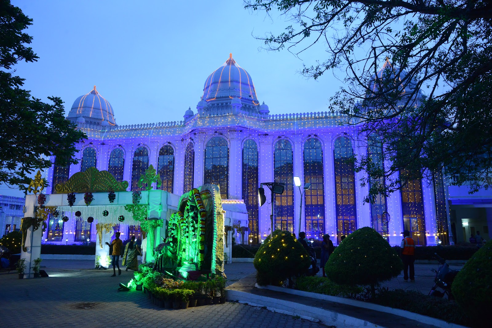 M S Ramaiah Memorial Hall — Banquet Hall in Mathikere, Bangalore (on-site parking, in-house decoration, DJ permitted, bar service available) — photo 2