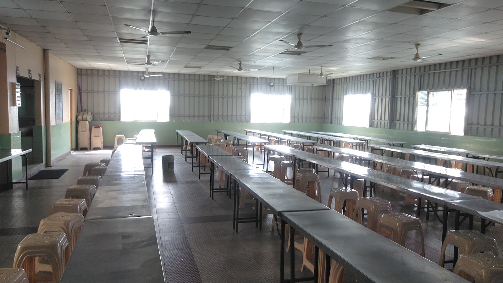 Sri Vidyaranya Sri Commercial Center And Banquet Hall — Banquet Hall in Vidyaranyapura, Bangalore (on-site parking, in-house decoration, DJ permitted, bar service available) — photo 2