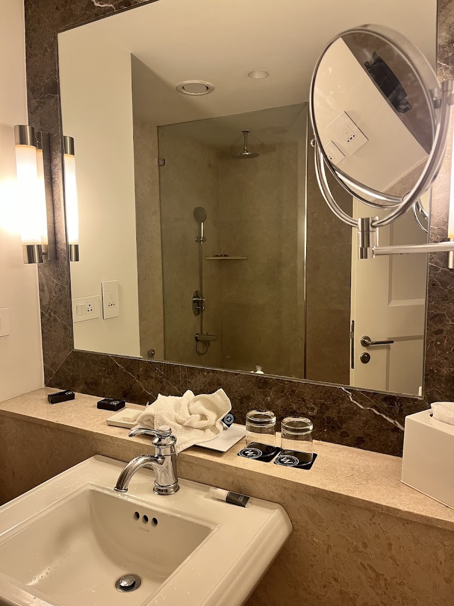 The Waverly Hotel And Residences — Banquet Hall in Mahadevapura, Bangalore (on-site parking, in-house decoration, outside catering allowed, DJ permitted) — photo 4