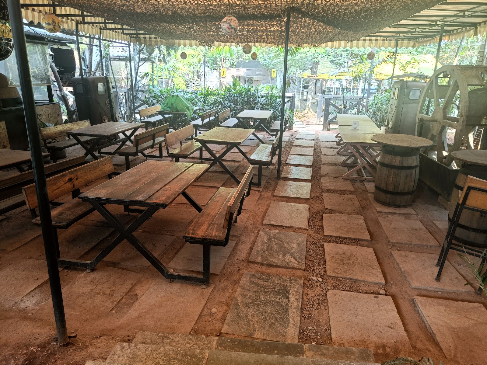 Gold Rush Brews — Banquet Hall in KR Puram, Bangalore (on-site parking, in-house decoration, DJ permitted, bar service available) — photo 2
