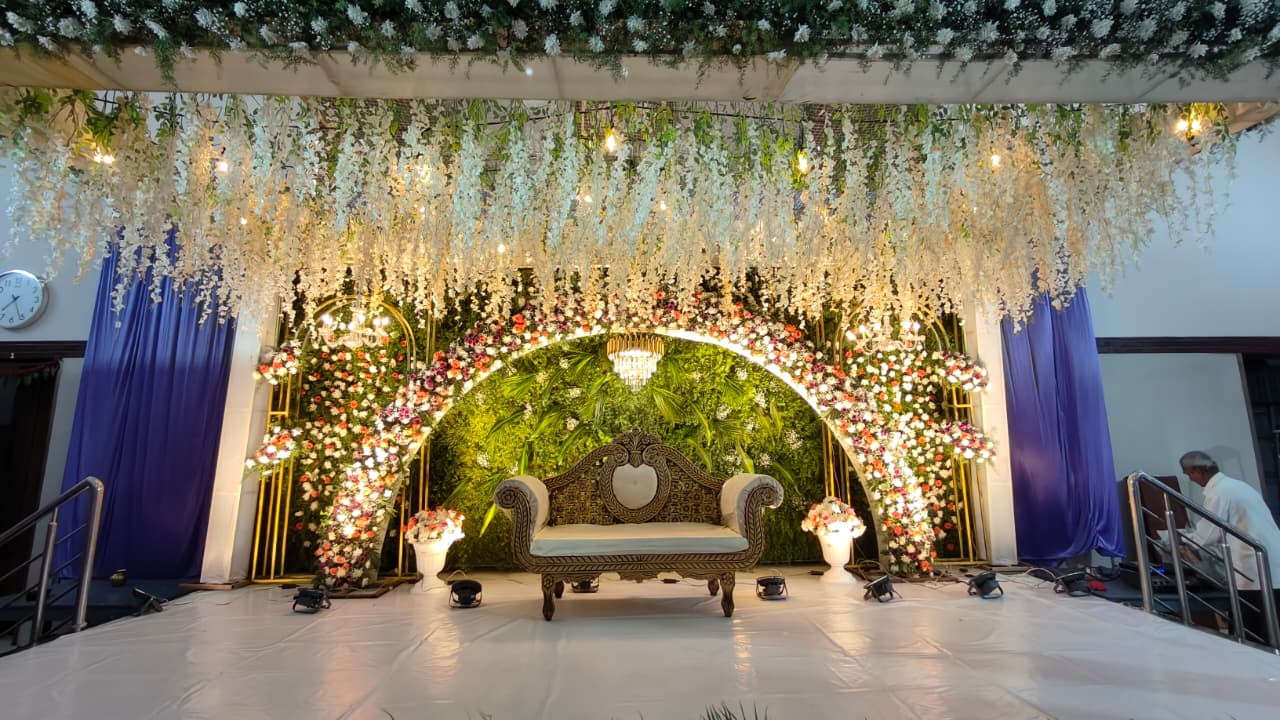 Sri Gururaja Kalyaana Mantapa — Banquet Hall in Bangalore (on-site parking, in-house decoration, DJ permitted, bar service available)