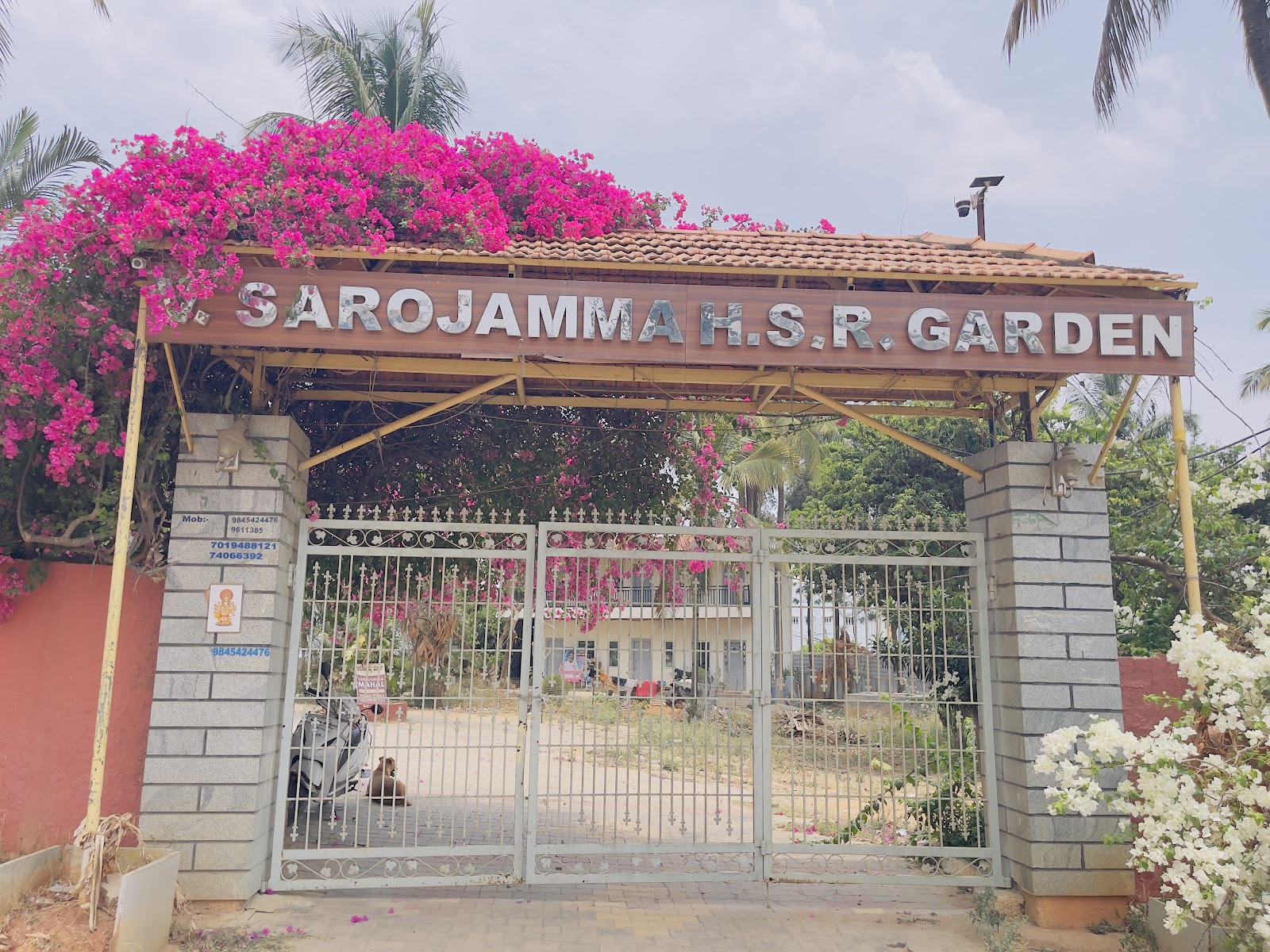 Srimati Sarojamma Mahal — Banquet Hall in Hesaraghatta, Bangalore (on-site parking, in-house decoration, DJ permitted, bar service available) — photo 3