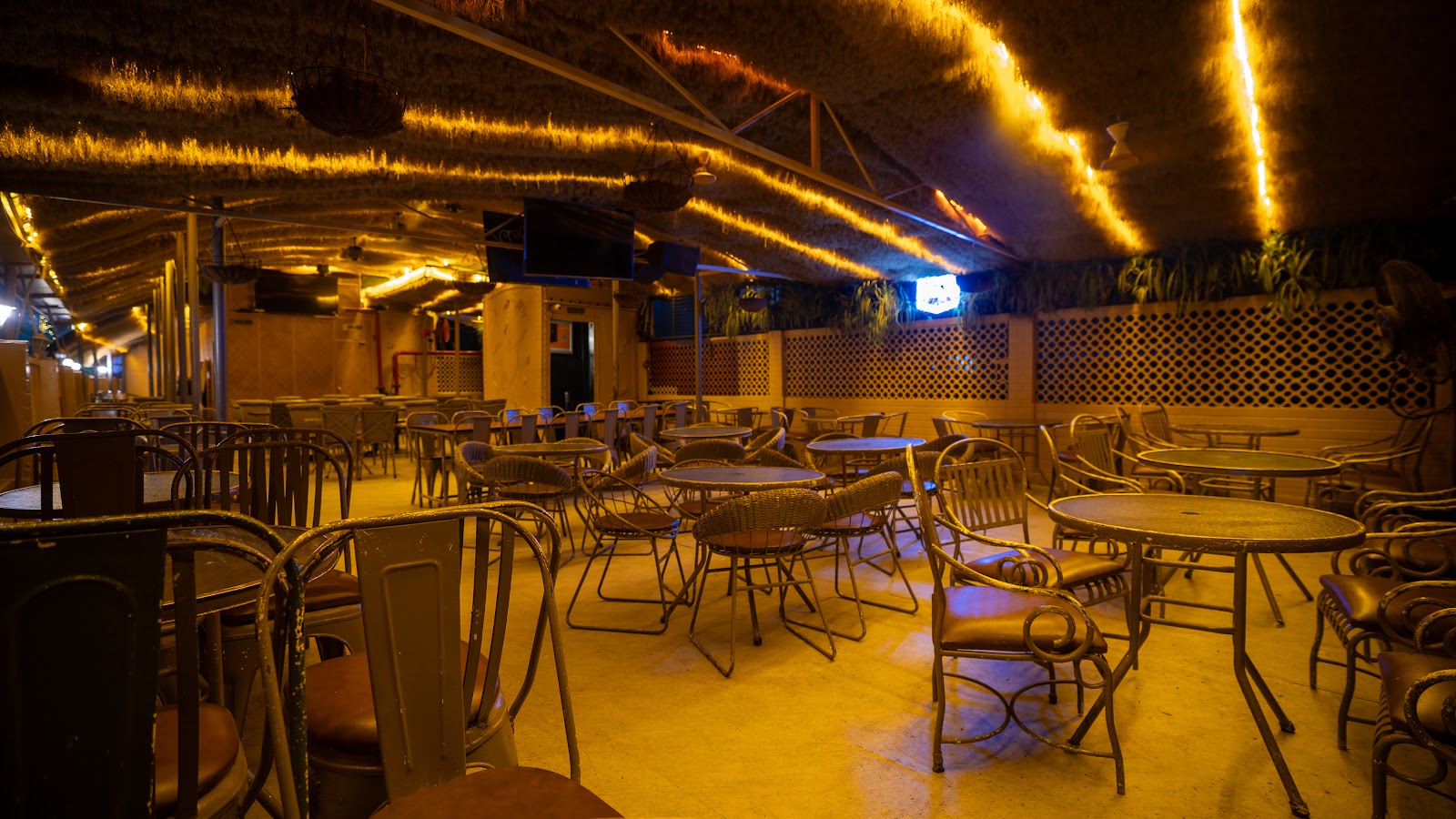 Chin Lung Resto Bar — Pub/Bar in Bangalore (on-site parking, in-house decoration, DJ permitted, bar service available)