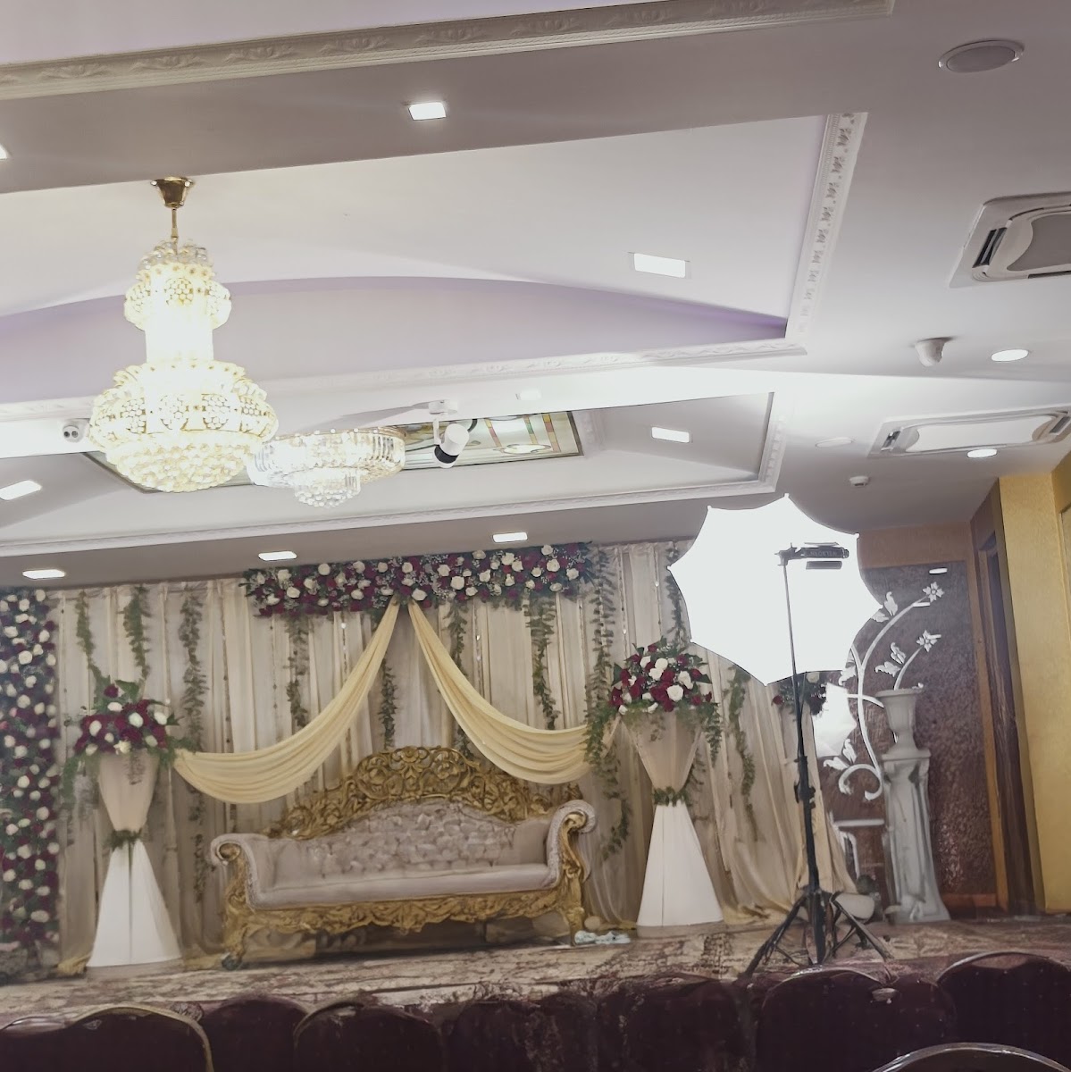 K.p.m Convention Hall — Banquet Hall in HSR Layout, Bangalore (on-site parking, in-house decoration, DJ permitted, bar service available) — photo 2