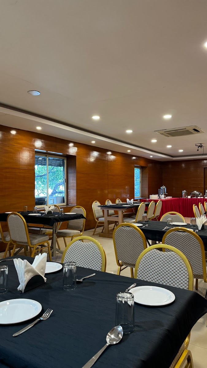 Atlaantic Inn — Banquet Hall in RT Nagar, Bangalore (on-site parking, in-house decoration, outside catering allowed, bar service available) — photo 4
