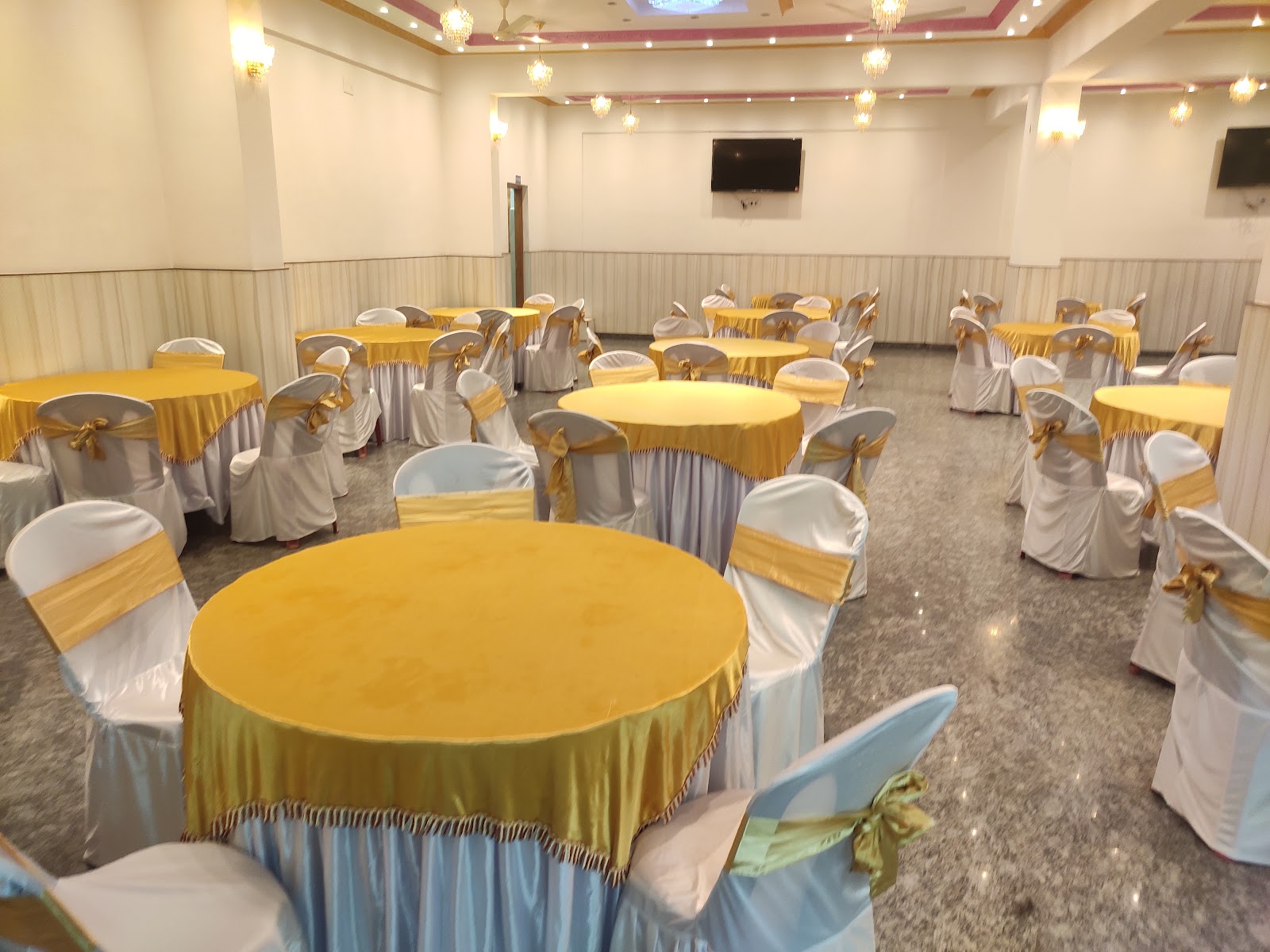 Petals Party Halls — Banquet Hall in RT Nagar, Bangalore (on-site parking, in-house decoration, bar service available, 150–250 guest capacity) — photo 2