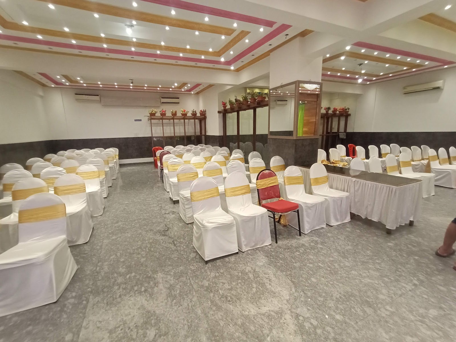 Petals Party Halls — Banquet Hall in RT Nagar, Bangalore (on-site parking, in-house decoration, bar service available, 150–250 guest capacity) — photo 4