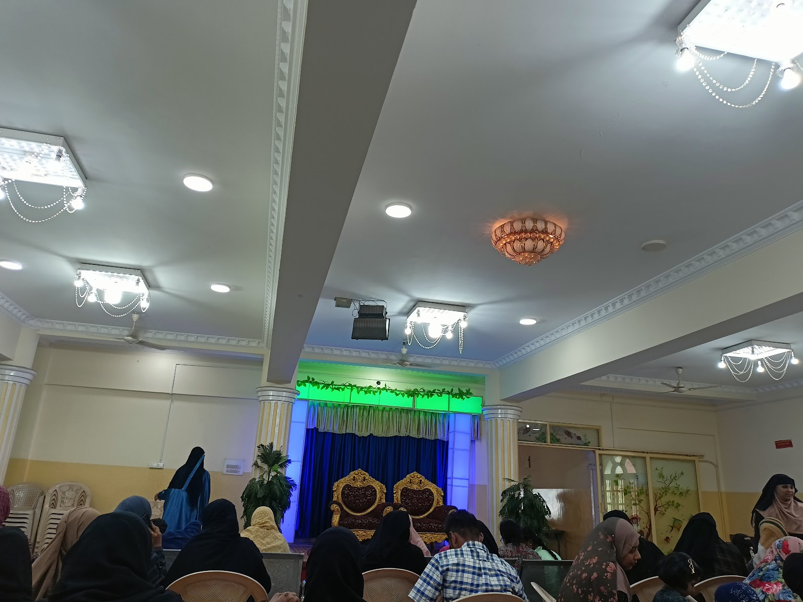 S R Function Hall — Banquet Hall in Nagavara, Bangalore (on-site parking, in-house decoration, bar service available, 200–500 guest capacity) — photo 2