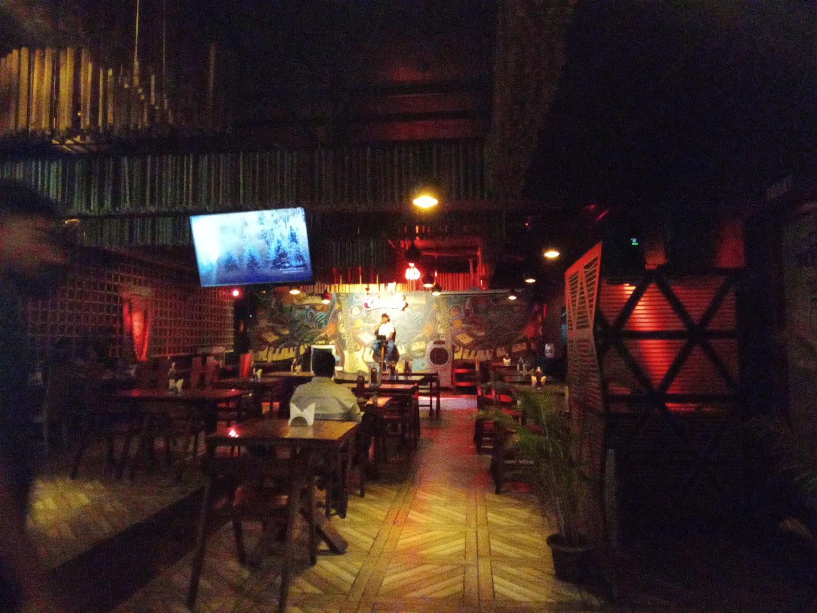 The Charcoal beer Cafe & Barbeque — Restaurant in Vijayanagar, Bangalore (on-site parking, in-house decoration, DJ permitted, bar service available) — photo 3