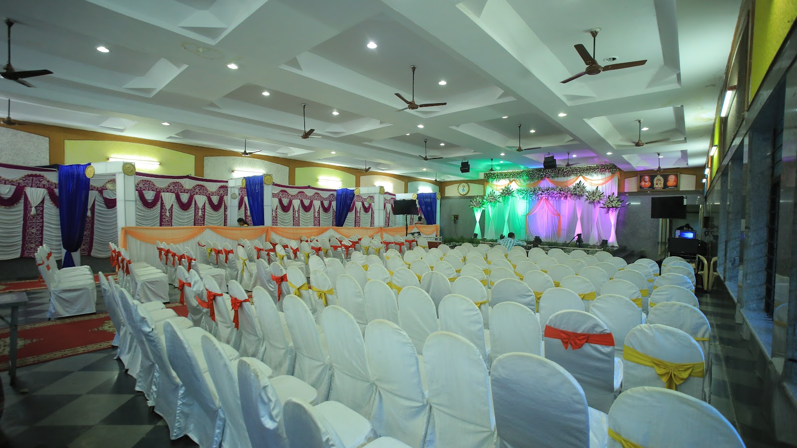 Sri Adichunchanagiri Convention Hall — Banquet Hall in Bangalore (on-site parking, in-house decoration, DJ permitted, bar service available)