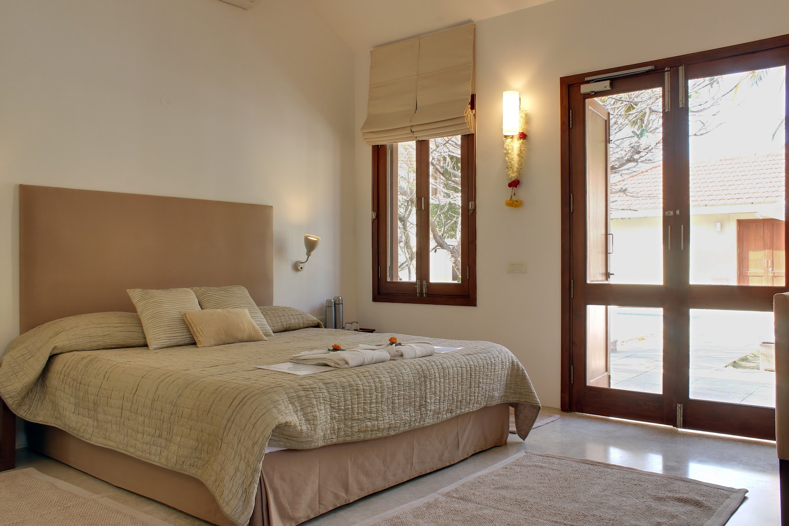 Shreyas Yoga Retreat — Banquet Hall in Nelamangala, Bangalore (on-site parking, in-house decoration, outside catering allowed, bar service available) — photo 2