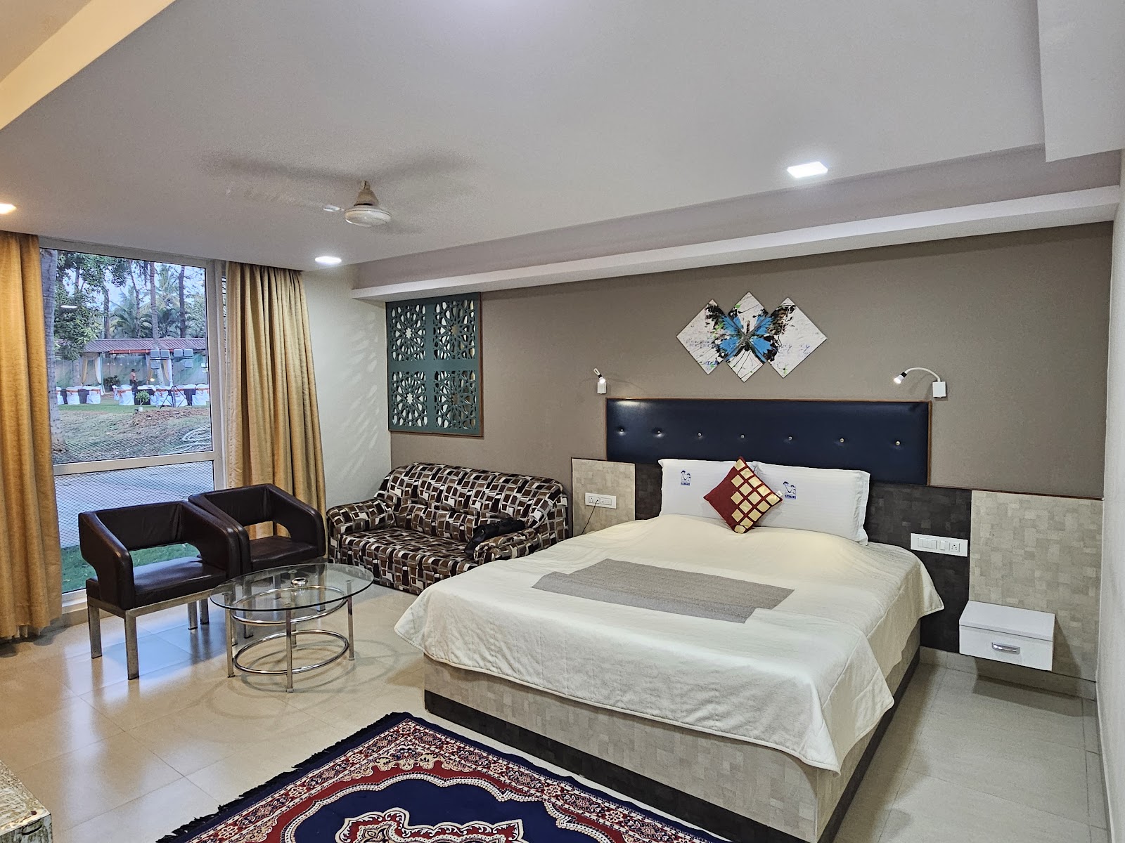 Palette - Holiday Palms — Banquet Hall in Nelamangala, Bangalore (on-site parking, in-house decoration, outside catering allowed, bar service available) — photo 2