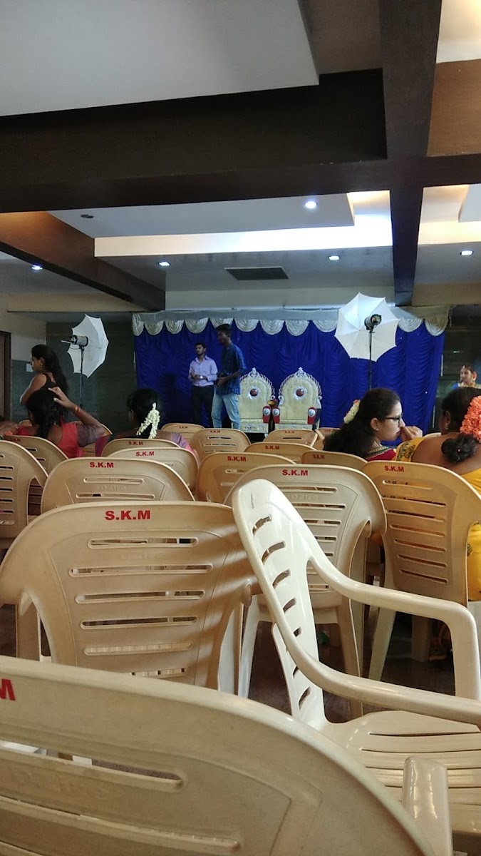 Smt.rangamma Basavegowda Convention Hall — Banquet Hall in Magadi Main Road, Bangalore (on-site parking, in-house decoration, DJ permitted, bar service available) — photo 2