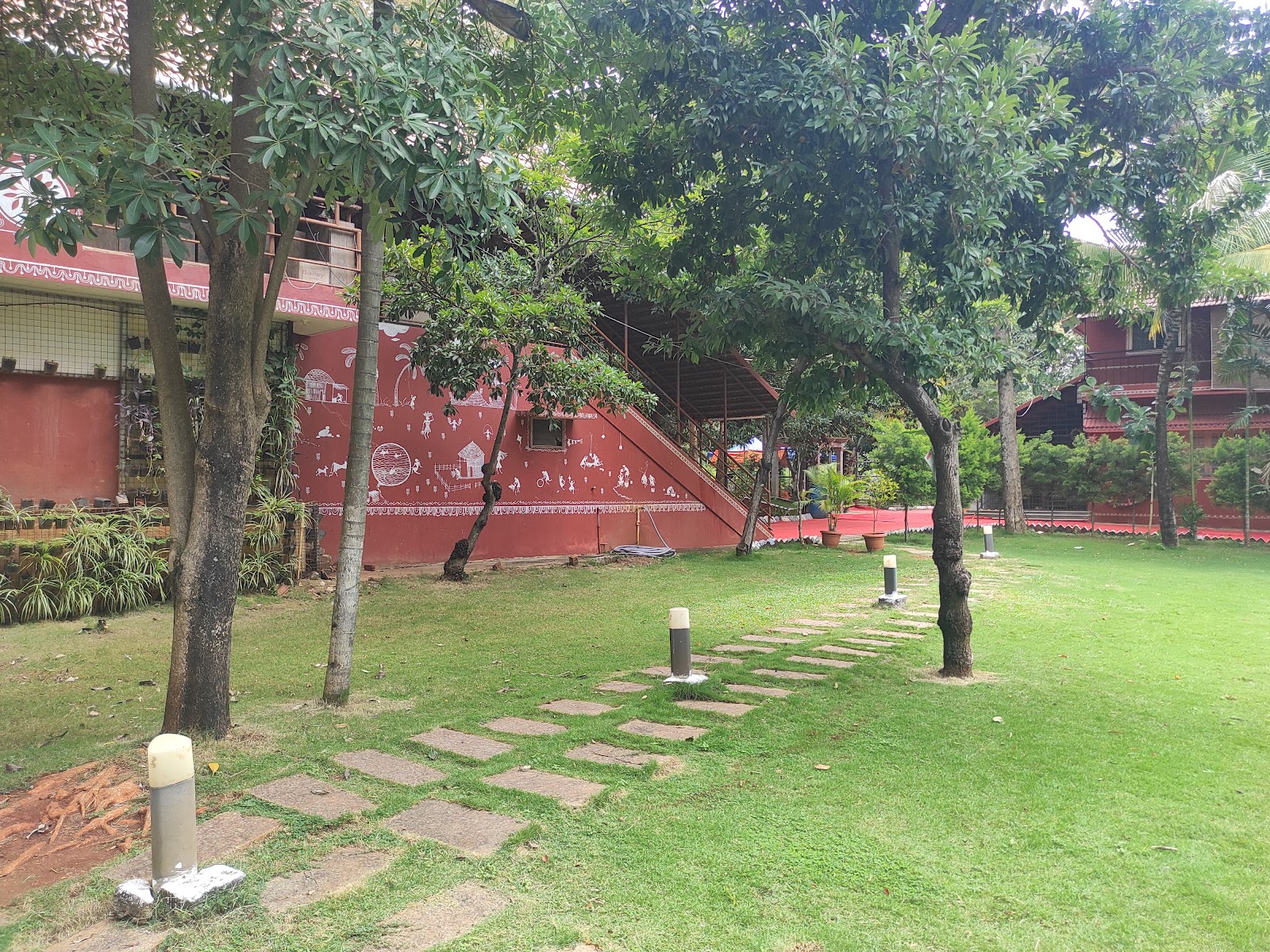 Sam Thotada Mane — Banquet Hall in Kanakapura Road, Bangalore (on-site parking, in-house decoration, bar service available, 50–100 guest capacity) — photo 4