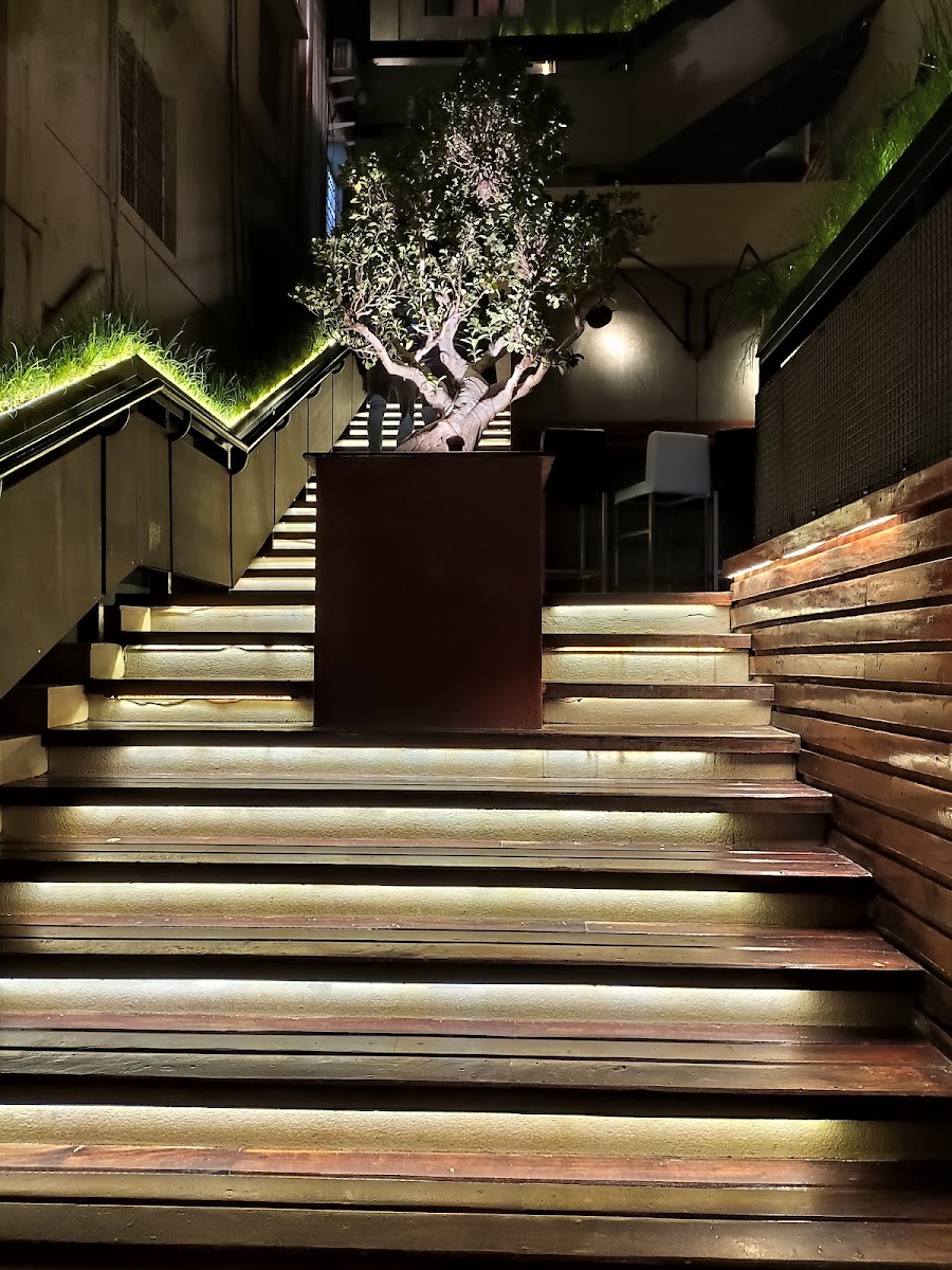 Bumblebee Brew Works — Banquet Hall in Indiranagar, Bangalore (on-site parking, in-house decoration, DJ permitted, bar service available) — photo 2