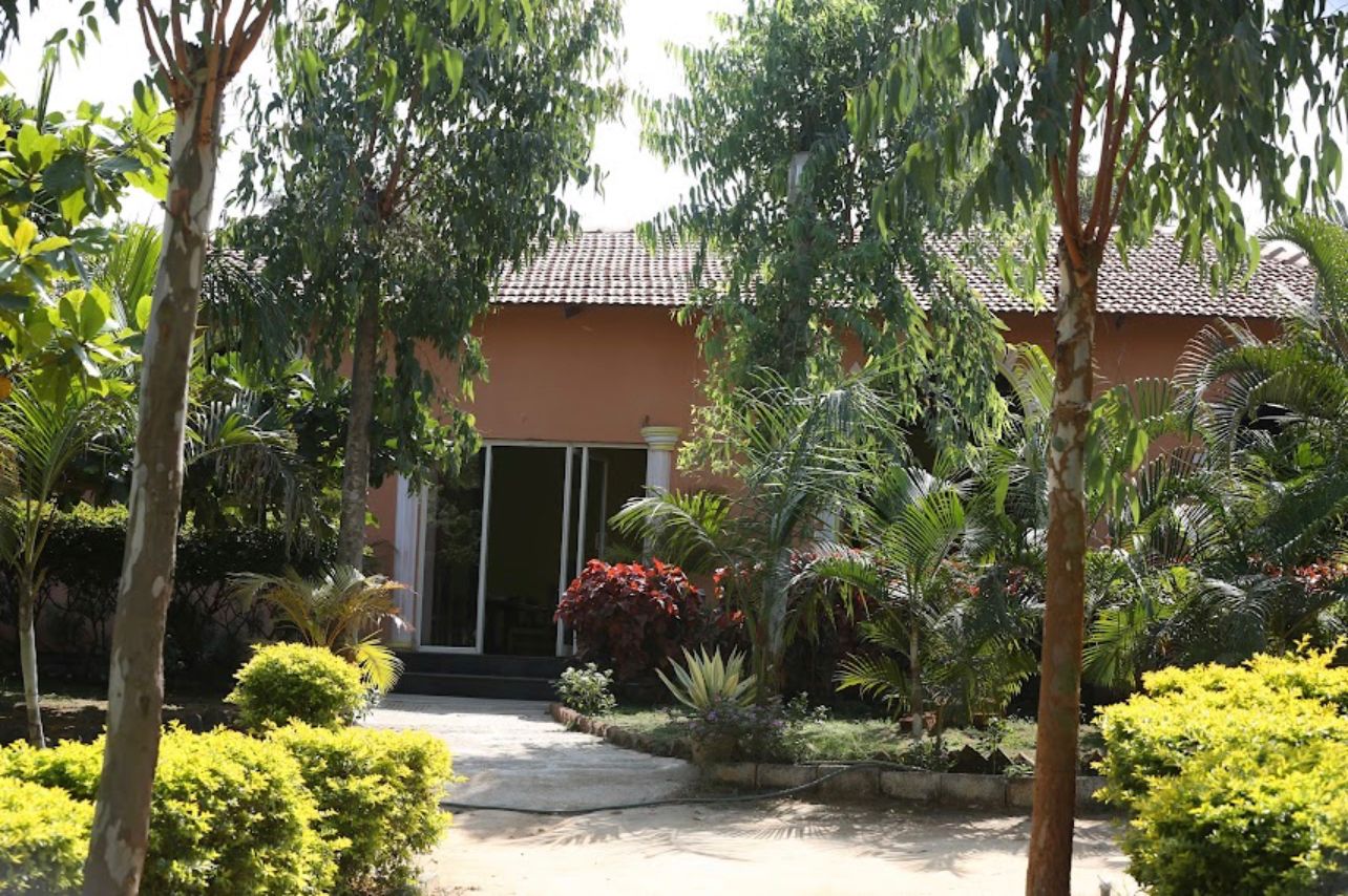 Valley View Resort — Resort in Bannerghatta Road, Bangalore (on-site parking, in-house decoration, bar service available, 700–1050 guest capacity) — photo 3